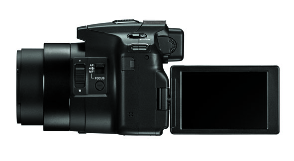 Leica D-Lux 4 left